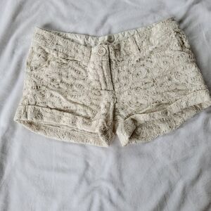 Red Camel ivory lace lined shorts 0